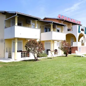 Apartment Lug With Pool, Privlaka (Zadar)
